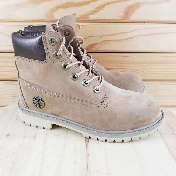 Timberland Other - Timberland Kids 6" Primaloft 200 Gram Insulated Boots Lace-up Wheat Boys Size 5
